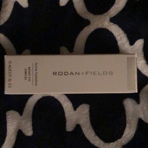 Rodan and Fields  Hydration Bright Eye Complex